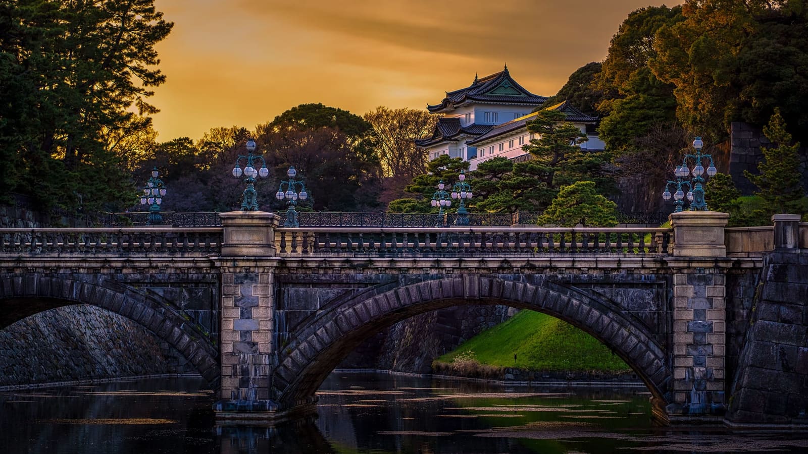 Nijubashi Bridge and Kokyo Gaien National Garden at the Imperial Palace, Tokyo, Japan