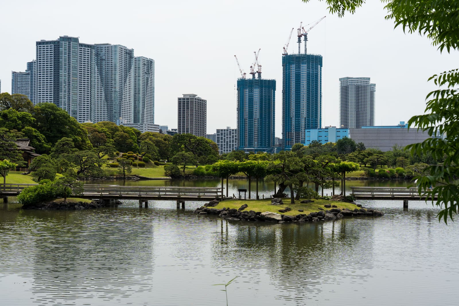 Tokyo Midtown complex with Midtown Tower and garden, Roppongi, Tokyo, Japan