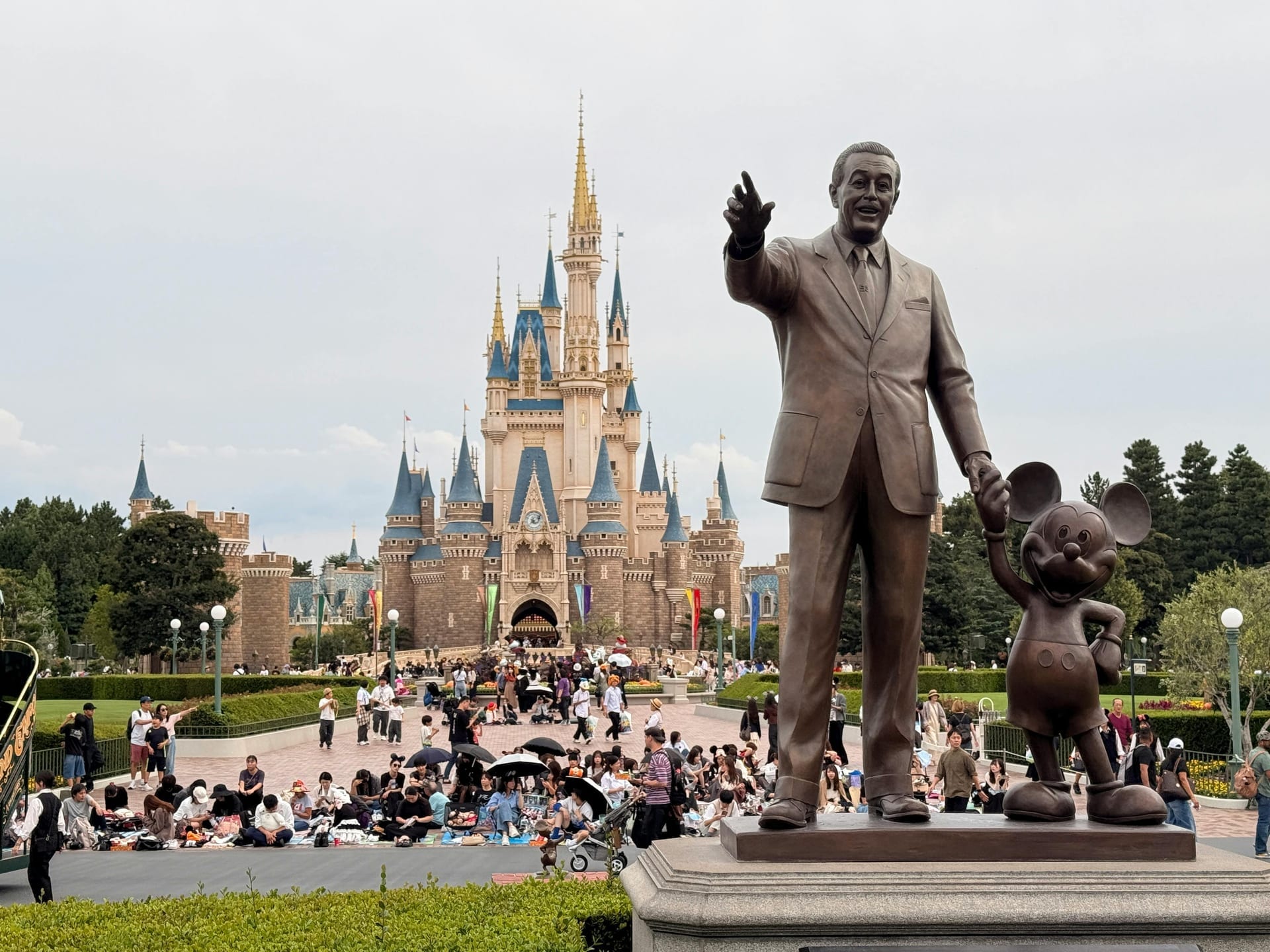 Tokyo Disneyland - Cinderella Castle and themed park, Urayasu, Japan